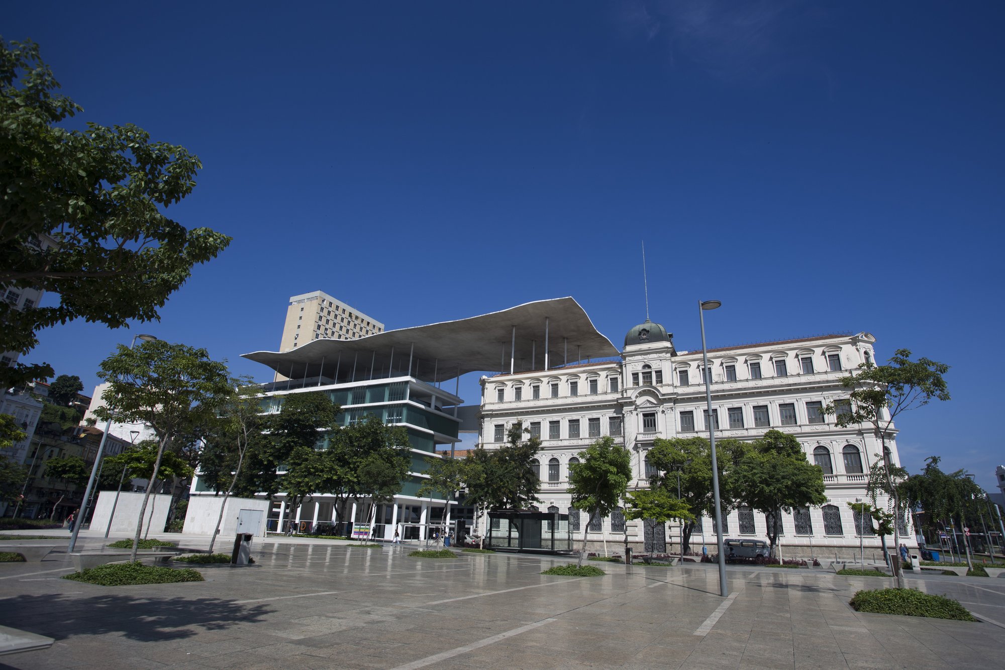 Das Museu de Arte do Rio an der Praça Maua.